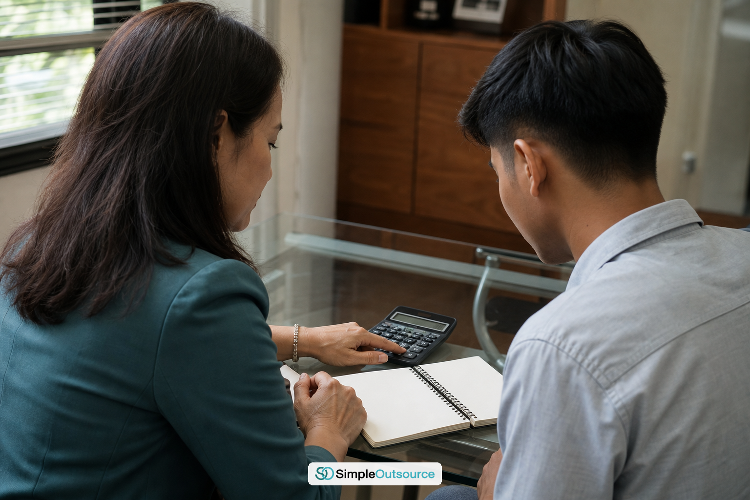 นายจ้างคำนวณค่าธรรมเนียม Work Permit กรณีขอ 2 ปีเต็มร่วมกับพนักงานต่างชาติ